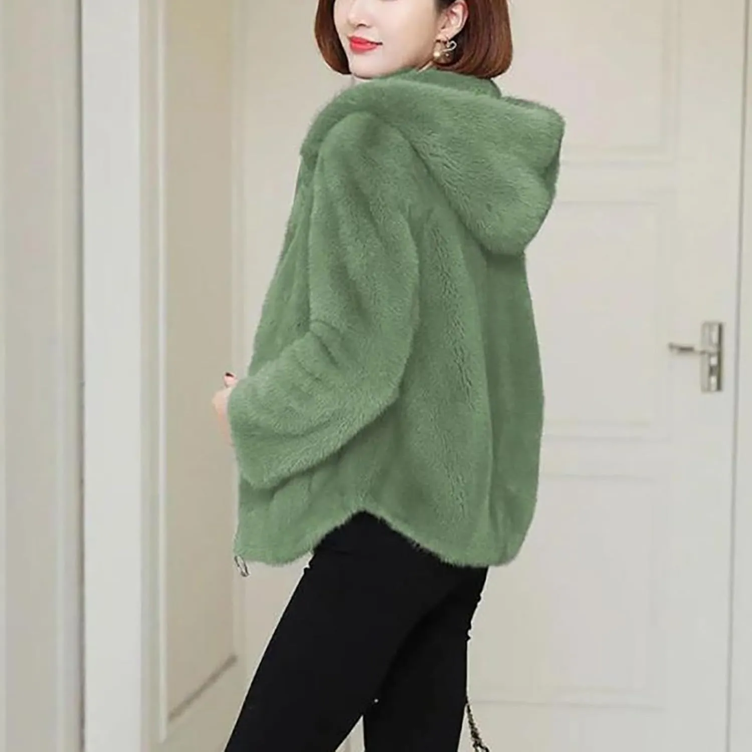 Akivide Women Winter Warm Fuzzy Fleece Sherpa Jacket Coat Oversized Fluffy Zip Up Hooded Sweatshirt Hoodie with Pockets