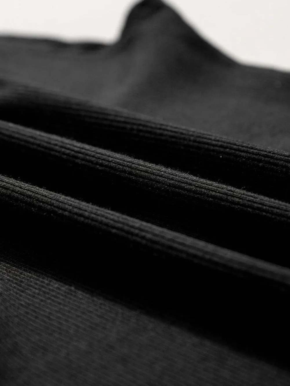 Basic Sleeveless Mock Neck