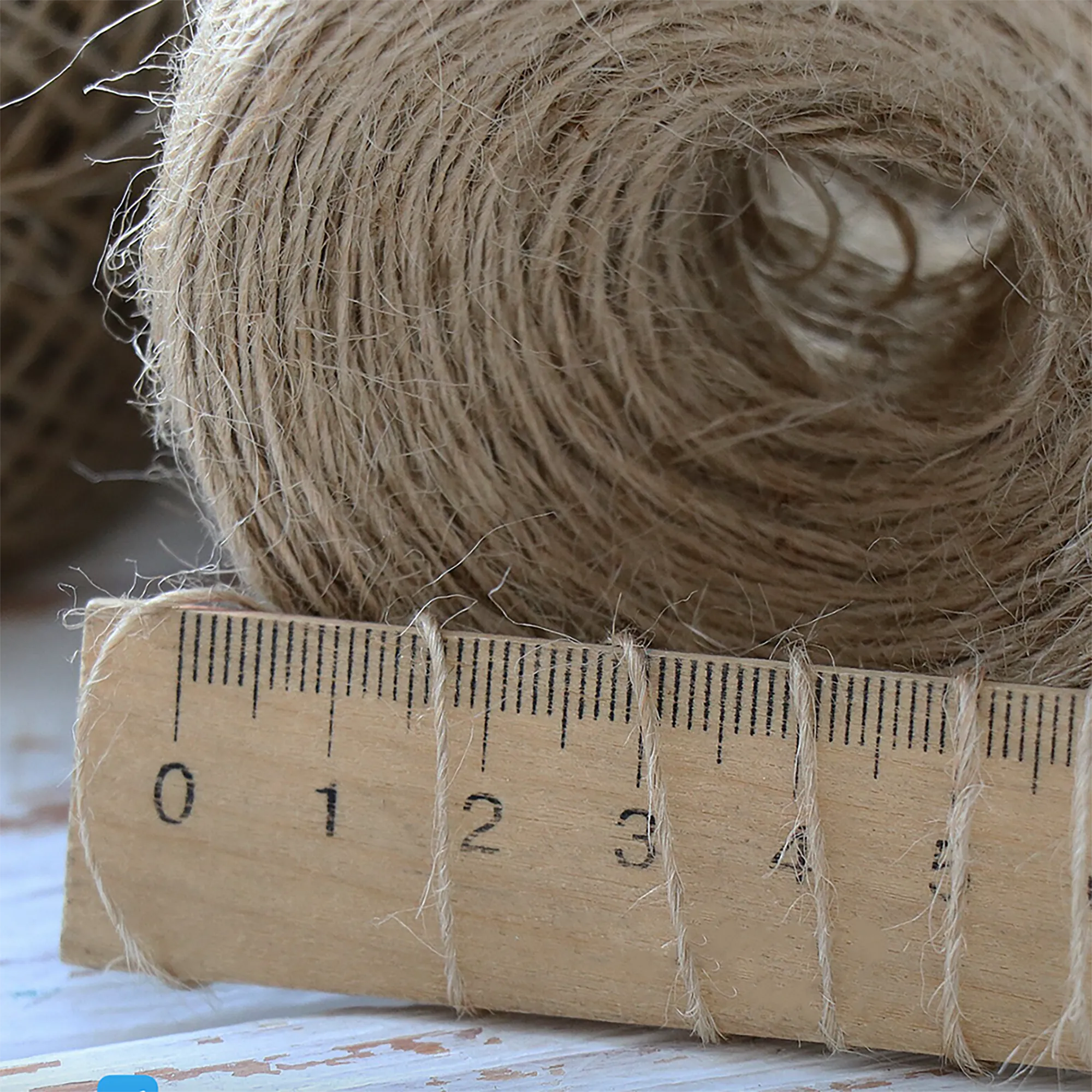 Brown Craft Yarn, 1.76 oz / 208 yards
