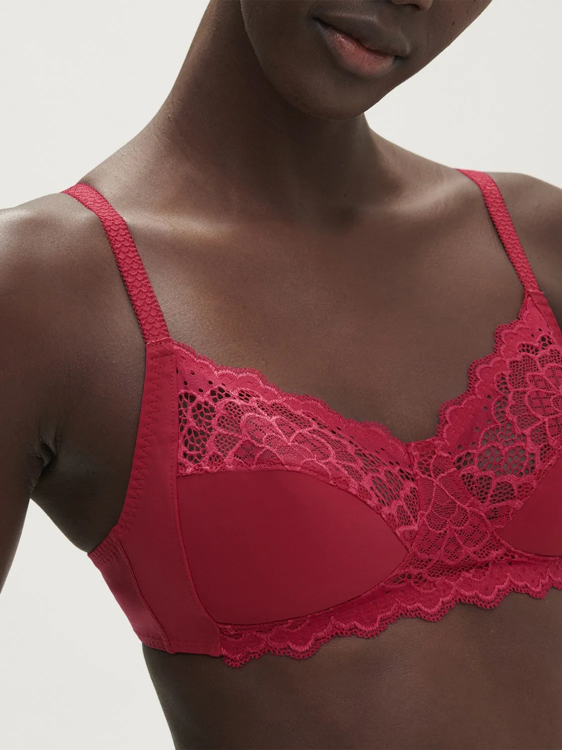 Caresse Wireless Triangle - Tango Red