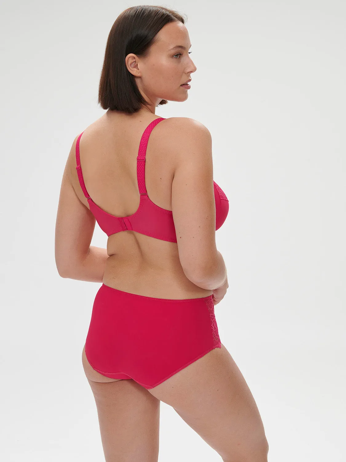 Caresse Wireless Triangle - Teaberry Pink