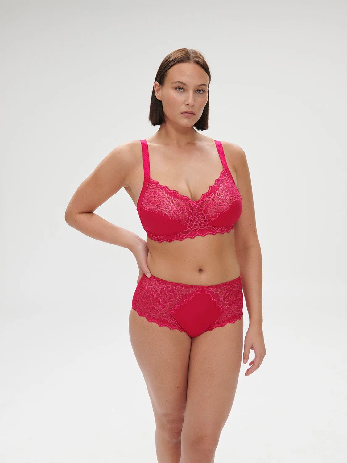 Caresse Wireless Triangle - Teaberry Pink
