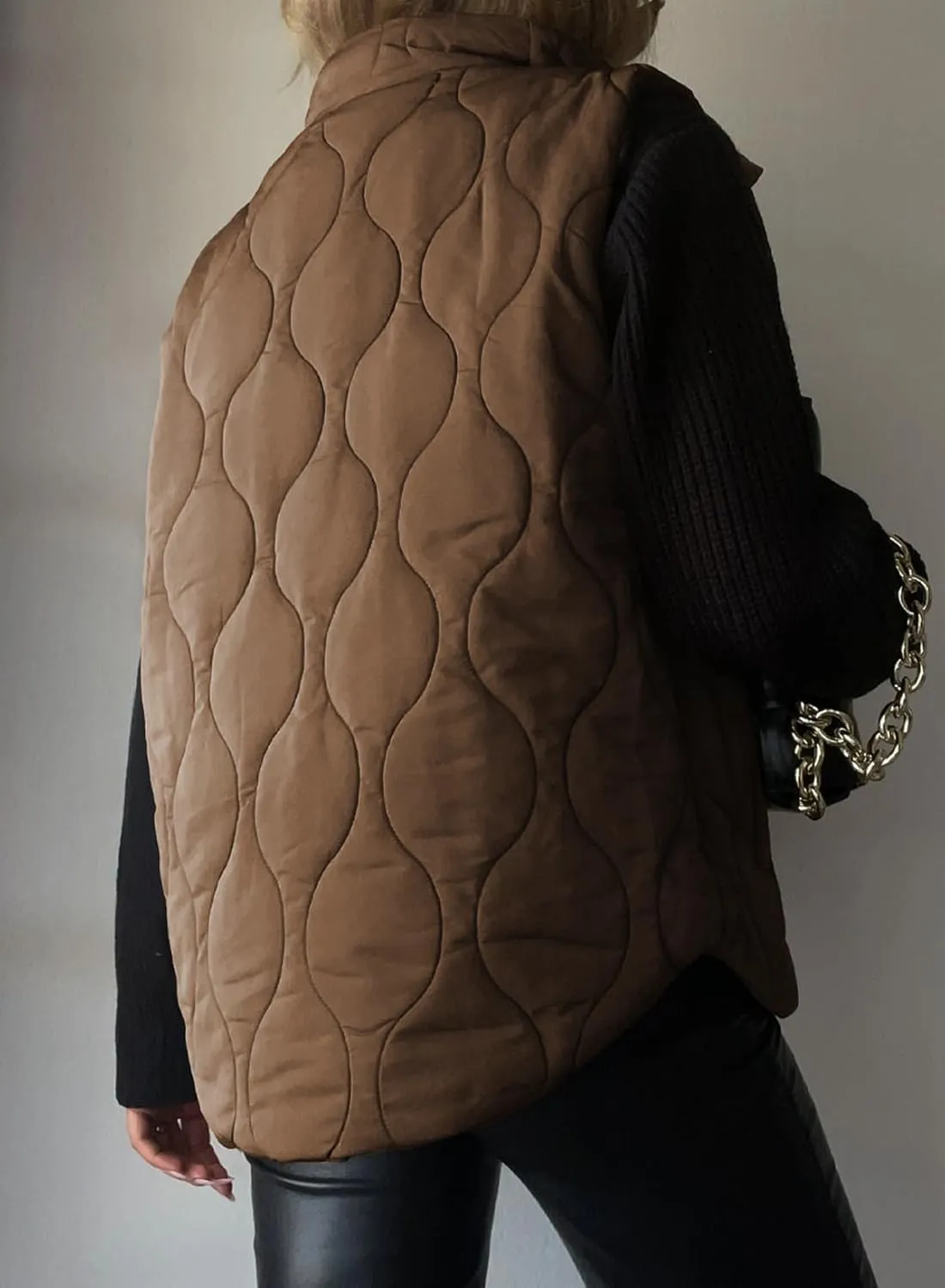 EVALESS Cropped Puffer Vest Women Lightweight Quilted Stand Collar Sleeveless Jackets Fall Spring 2025 Button Zip Up Coat
