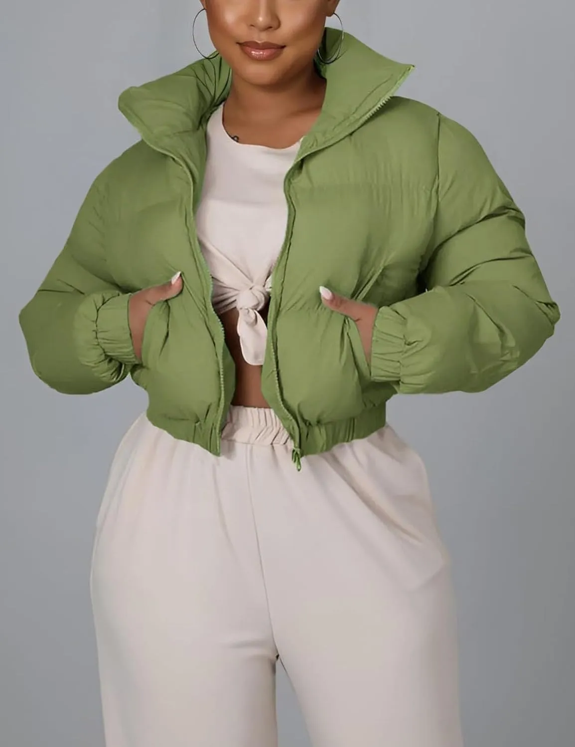 Flygo Women Cropped Quilted Puffer Jacket Winter Fashion Long Sleeve Bubble Short Down Coat