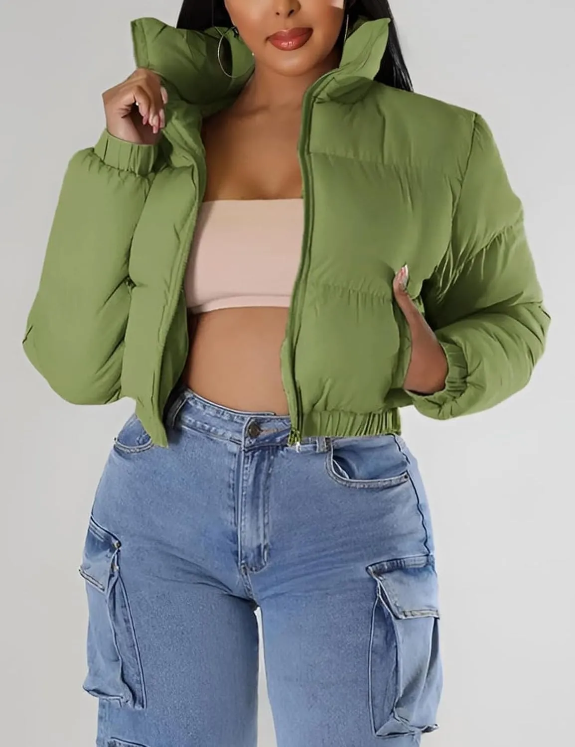 Flygo Women Cropped Quilted Puffer Jacket Winter Fashion Long Sleeve Bubble Short Down Coat