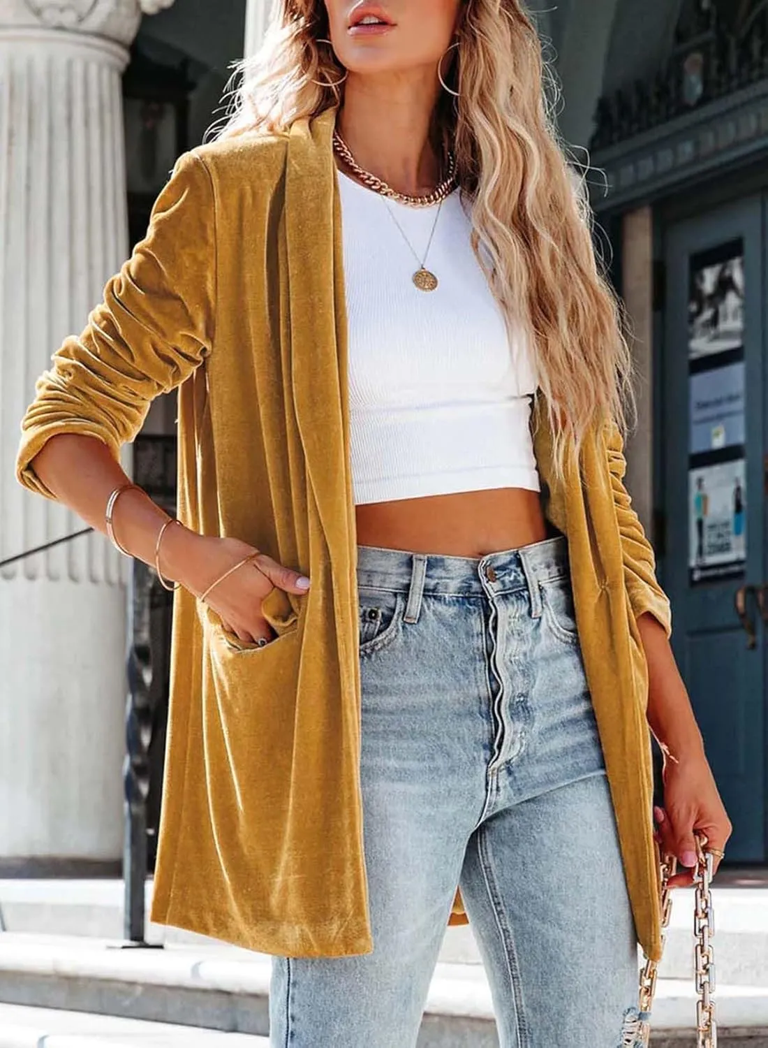 Happy Sailed Women's Velvet Blazer Jackets Casual Long Sleeve Lapel Collar Pocketed Blazer Suits Work Outfits