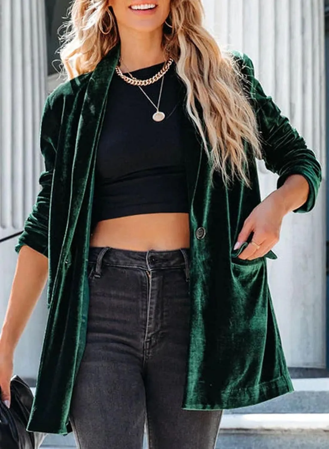 Happy Sailed Women's Velvet Blazer Jackets Casual Long Sleeve Lapel Collar Pocketed Blazer Suits Work Outfits