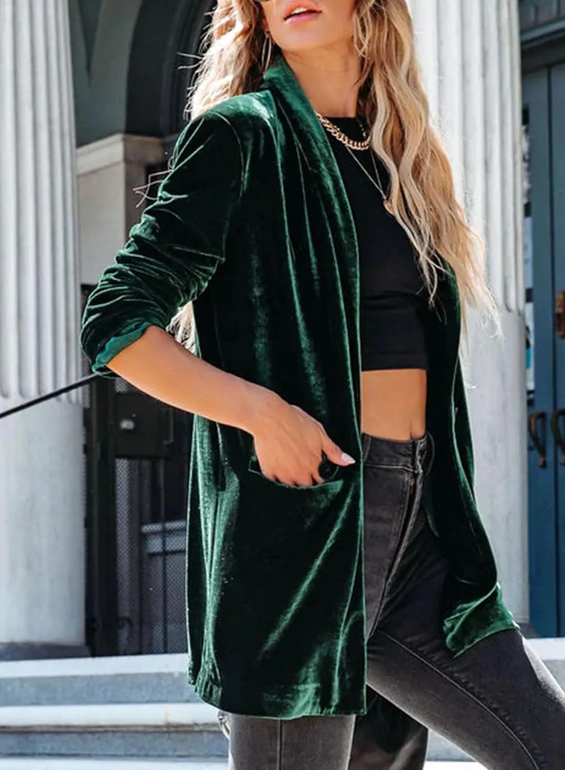 Happy Sailed Women's Velvet Blazer Jackets Casual Long Sleeve Lapel Collar Pocketed Blazer Suits Work Outfits