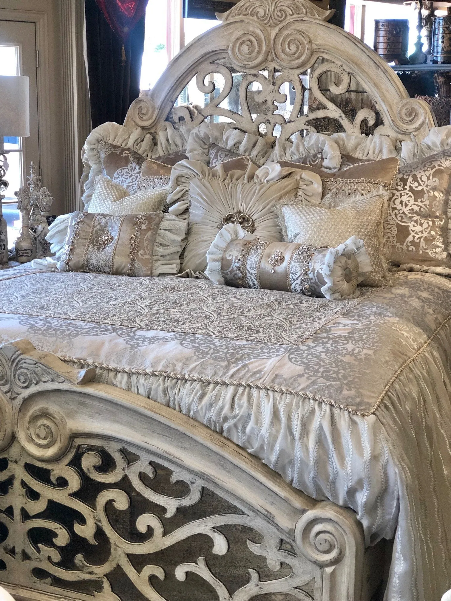 Luxury Bedding Collection Empress