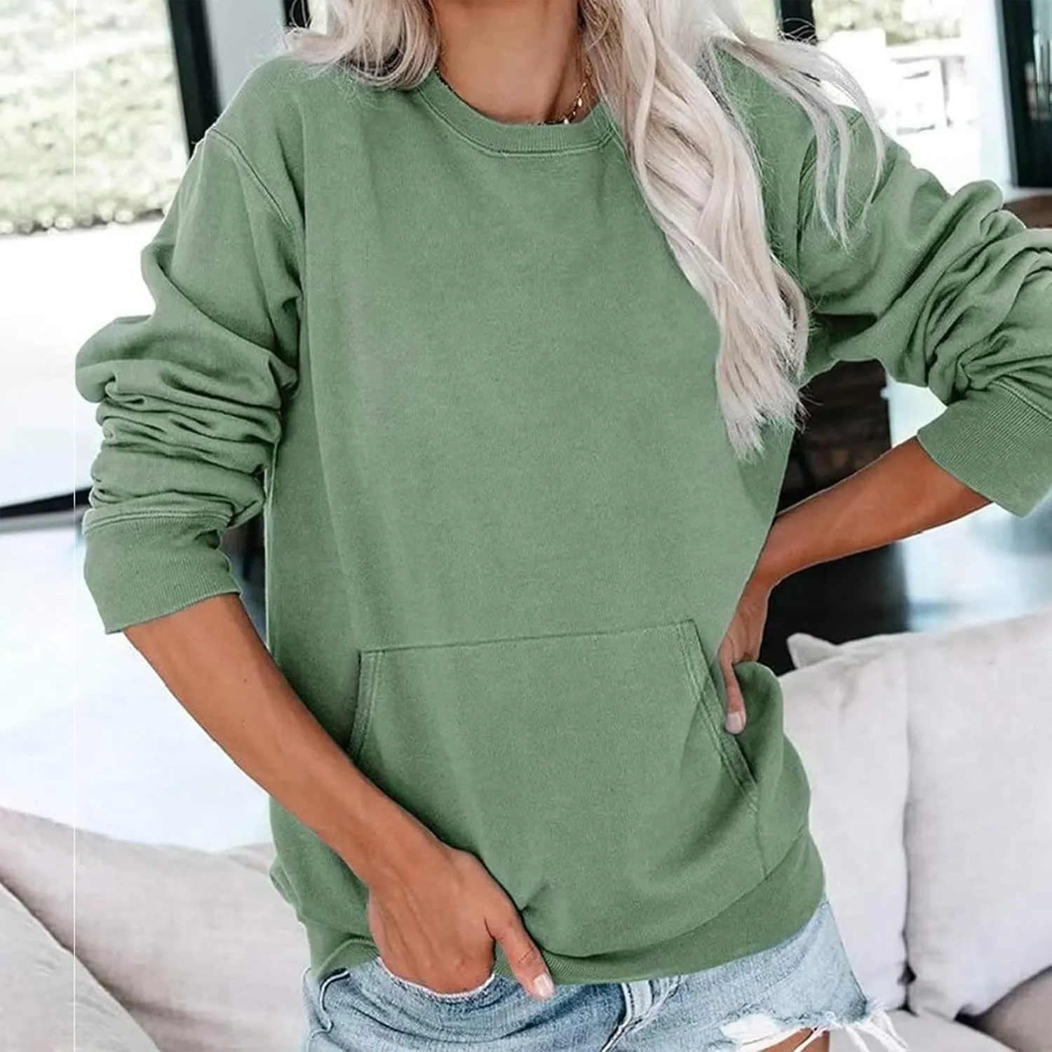 Plain Crewneck Sweatshirts Women Lightweight Fleece Oversized Sweatshirt Pullover Long Sleeve Tops Kangaroo Pocket