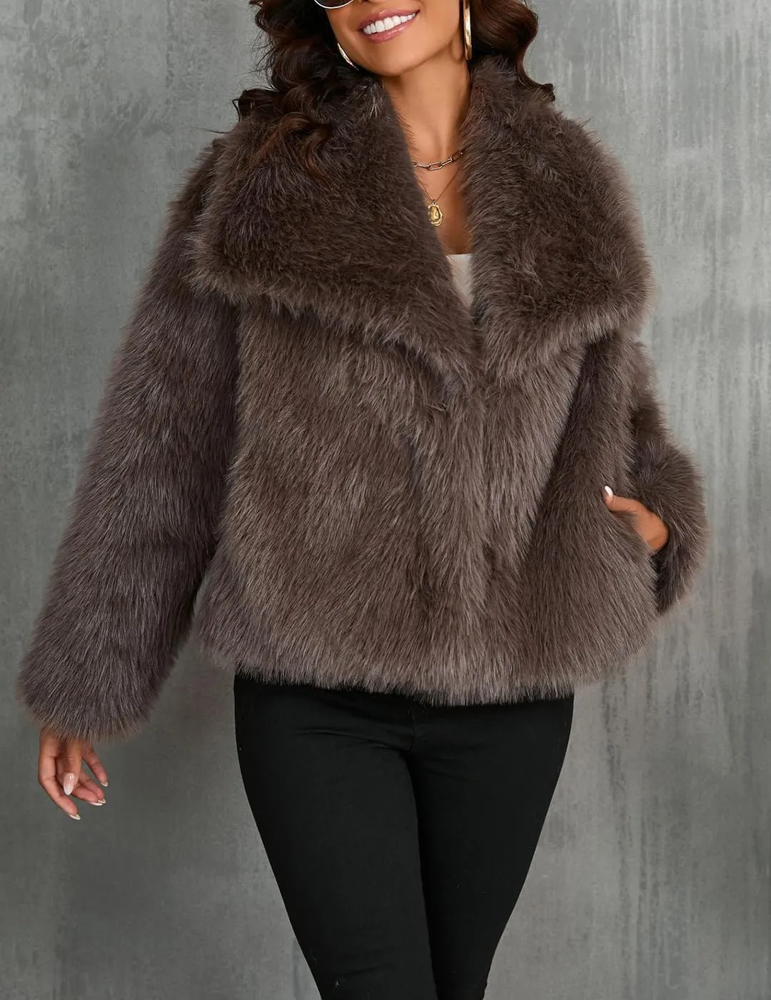 Womens Faux Fur Jackets Long Sleeve Open Front Fluffy Coats Winter Fluffy Faux Fur Coats Casual Loose Lapel Coat