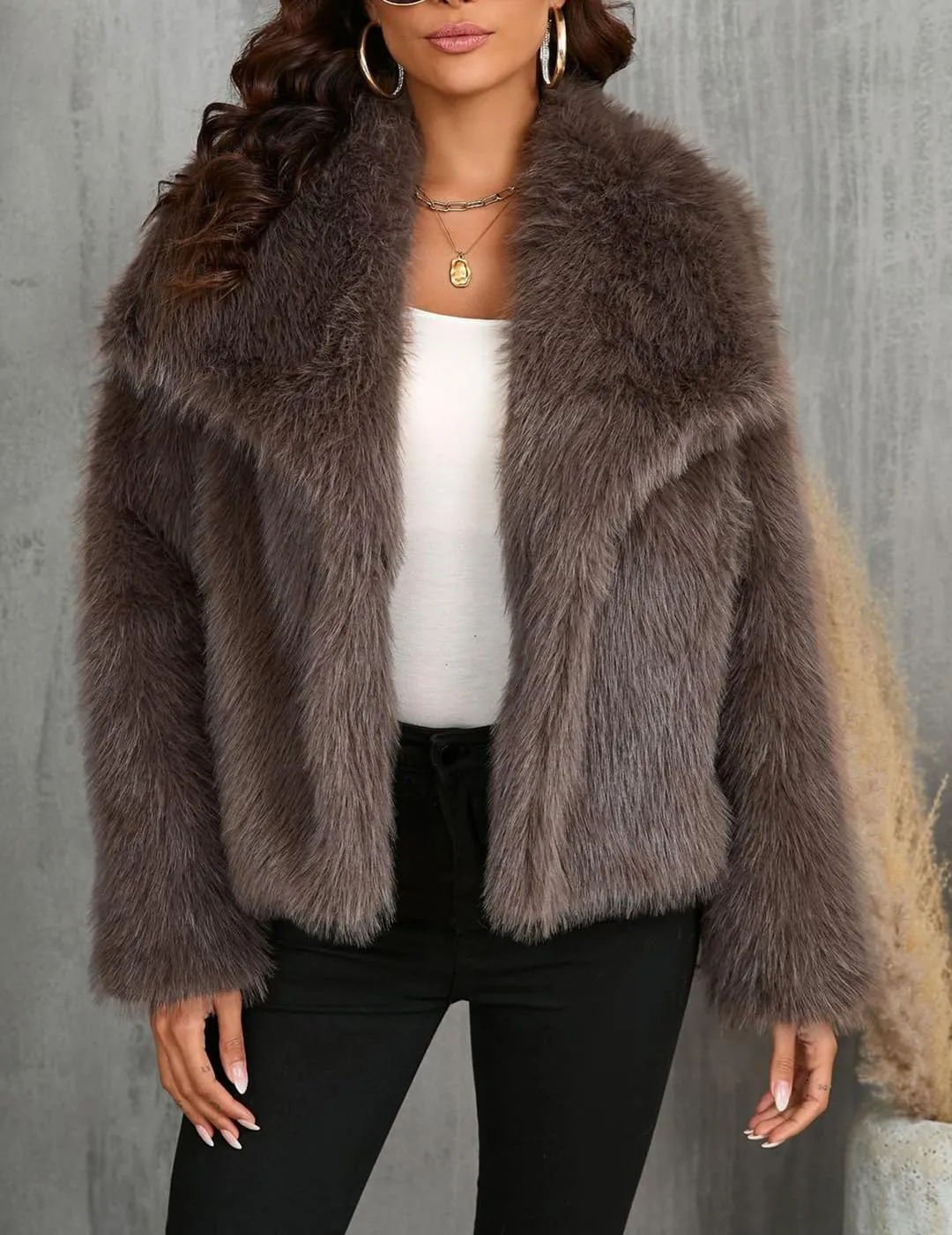 Womens Faux Fur Jackets Long Sleeve Open Front Fluffy Coats Winter Fluffy Faux Fur Coats Casual Loose Lapel Coat