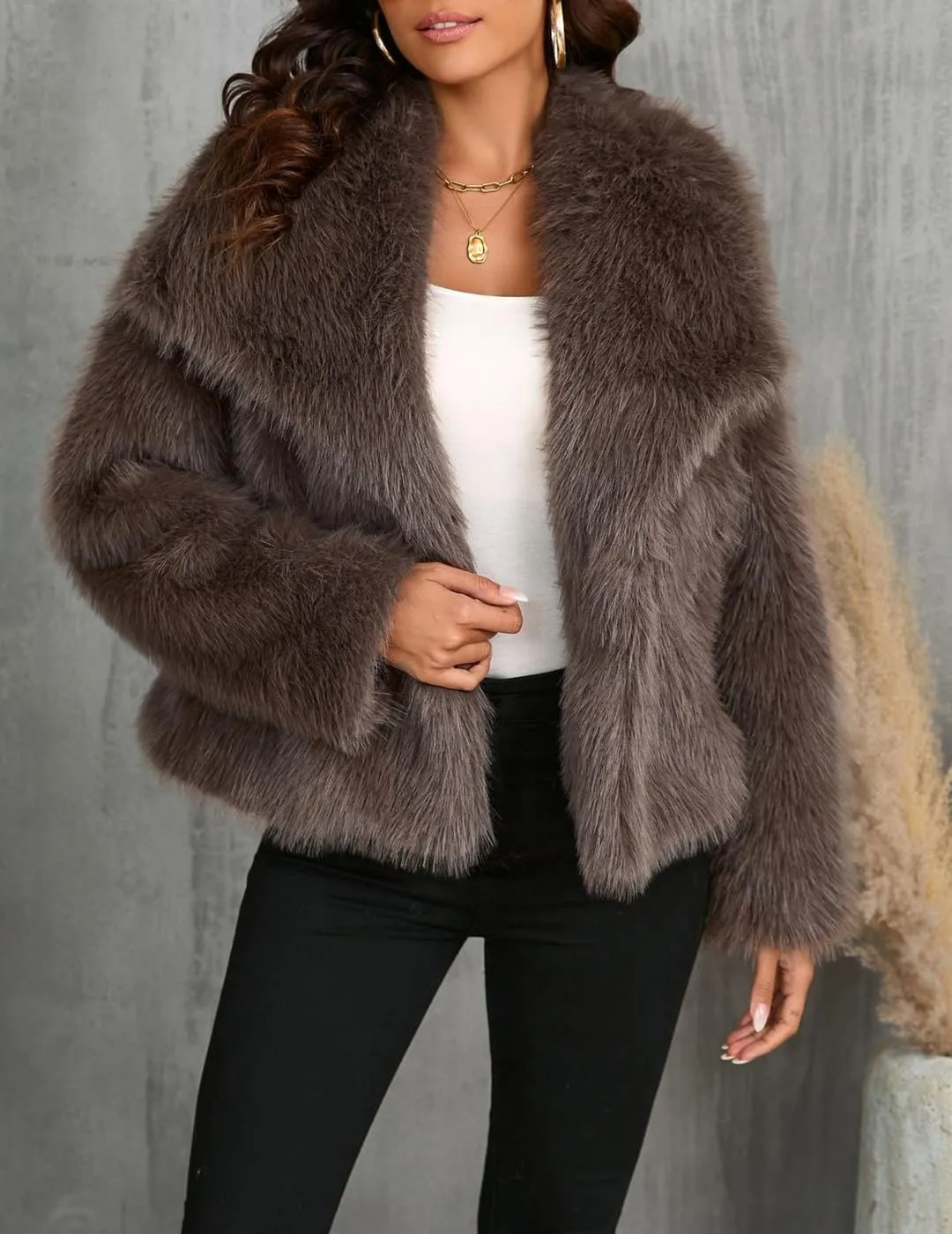 Womens Faux Fur Jackets Long Sleeve Open Front Fluffy Coats Winter Fluffy Faux Fur Coats Casual Loose Lapel Coat